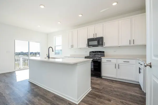 4283 Chelsea Manor CIR #4283, Aurora, IL 60504