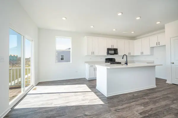 4283 Chelsea Manor CIR #4283, Aurora, IL 60504