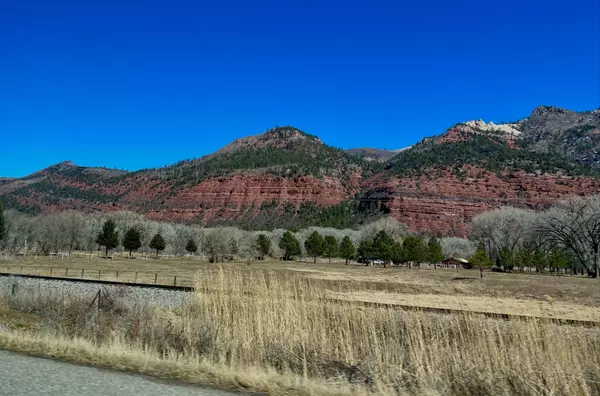 April 2025 Southwest Colorado Market Analysis: Inventory Expansion and Pricing Adjustments Signal Market Rebalancing