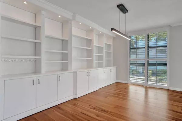 1101 River Reach Dr #110, Fort Lauderdale, FL 33315