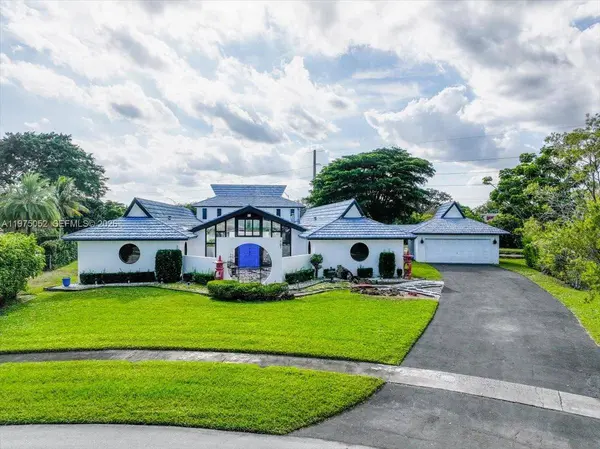 791 SW 75th Ter, Plantation, FL 33317