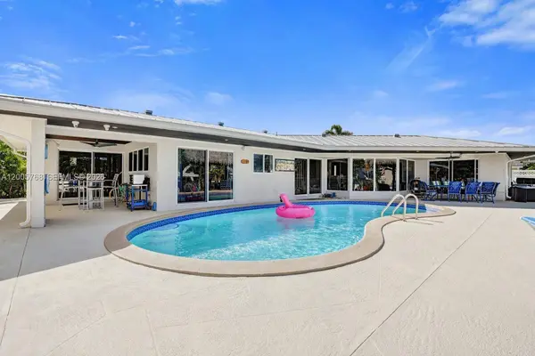1020 NE 27th Ave, Pompano Beach, FL 33062