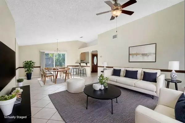 1244 SW Bellevue Ave, Port St Lucie, FL 34953