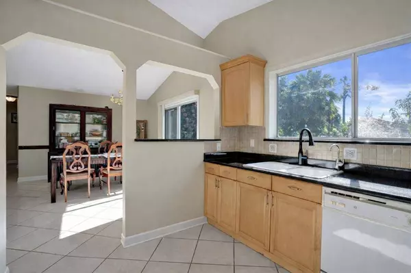 1244 SW Bellevue Ave, Port St Lucie, FL 34953