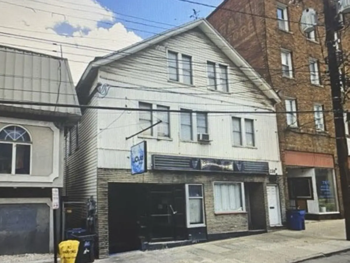 239 Walnut St, Morgantown, WV 26505-5401