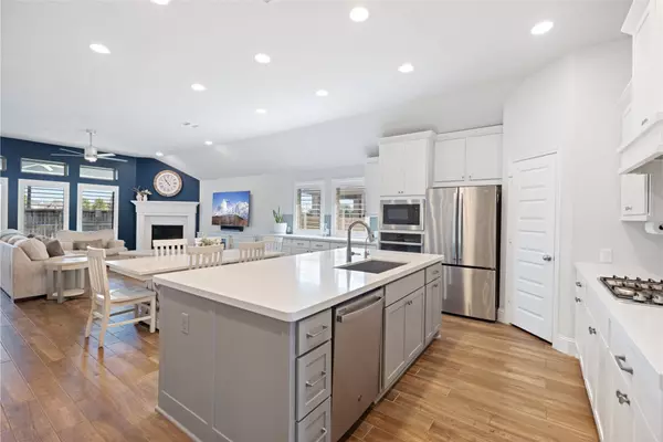 1831 Opal Field LN, Richmond, TX 77469