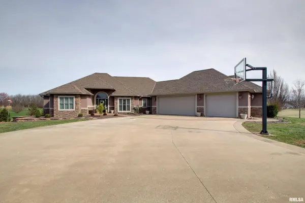 3337 HUNTER RD, Quincy, IL 62305