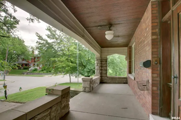 1270 KENTUCKY ST, Quincy, IL 62301
