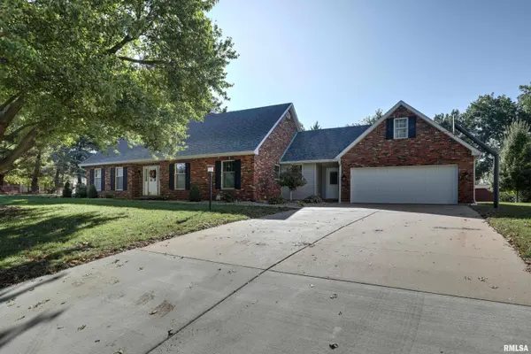 2922 Scotia TRL, Quincy, IL 62301