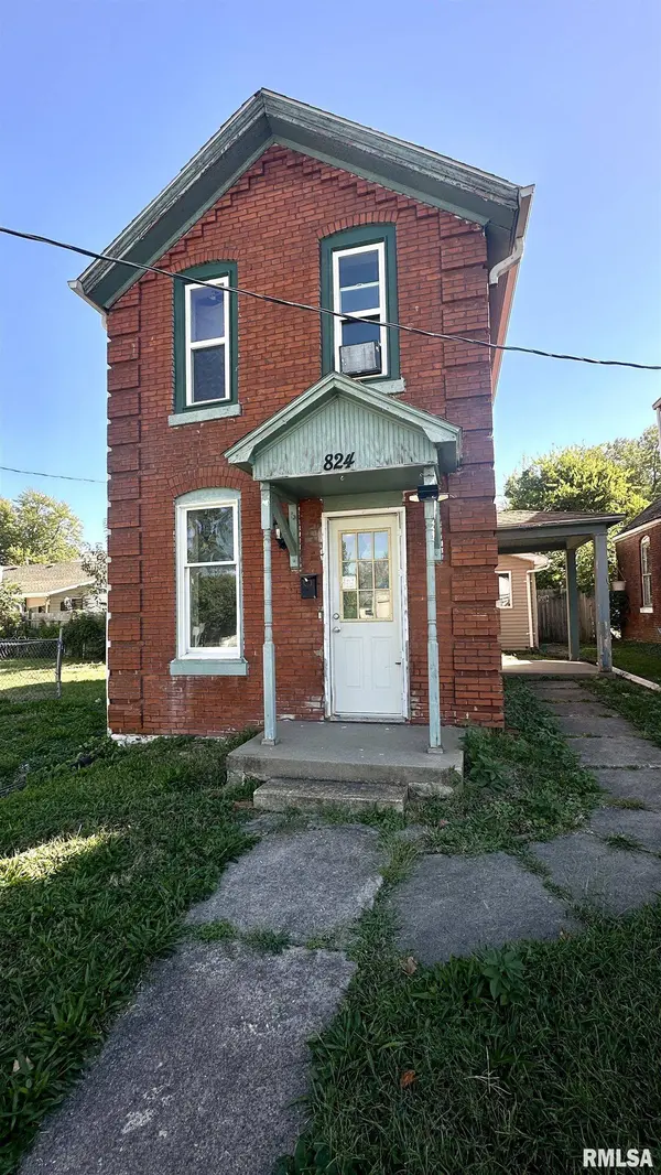 824 N 12TH ST, Quincy, IL 62301