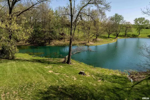4729 Hidden Cove RD, Quincy, IL 62305