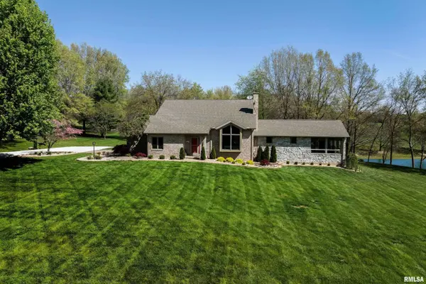 4729 Hidden Cove RD, Quincy, IL 62305