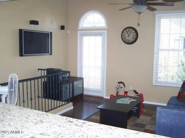 5735 S 21ST Place, Phoenix, AZ 85040