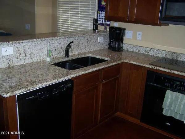 5735 S 21ST Place, Phoenix, AZ 85040