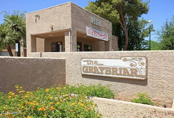 3810 N MARYVALE Parkway #2098, Phoenix, AZ 85031