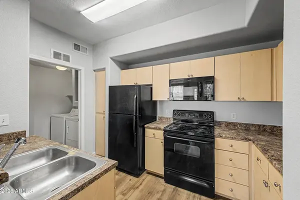 18416 N CAVE CREEK Road #3002, Phoenix, AZ 85032