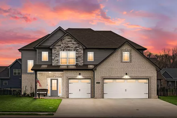 1135 Chagford Dr, Clarksville, TN 37043