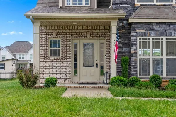 537 Bowden Dr, Clarksville, TN 37043