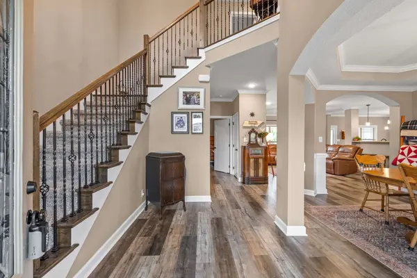 537 Bowden Dr, Clarksville, TN 37043