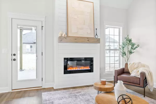 117 Aspen Pine Dr, Clarksville, TN 37043