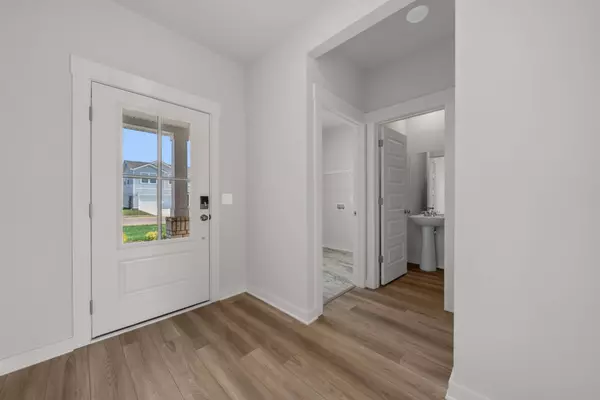 808 Moray Ln, Clarksville, TN 37043