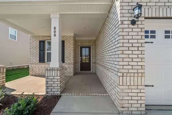 808 Moray Ln, Clarksville, TN 37043