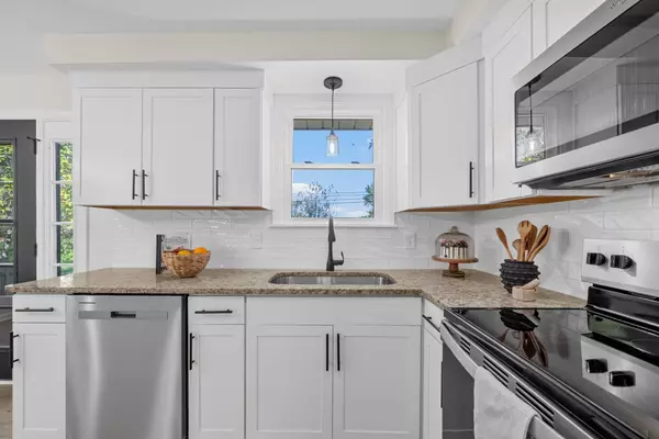 208 Dale Ter, Clarksville, TN 37042