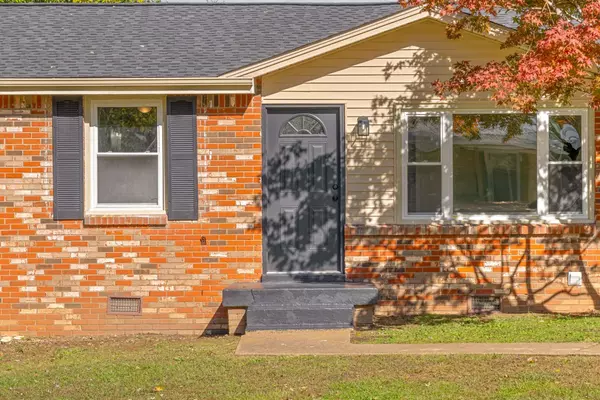 208 Dale Ter, Clarksville, TN 37042