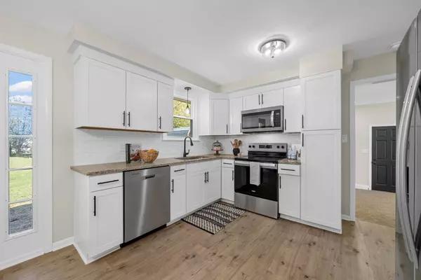 208 Dale Ter, Clarksville, TN 37042