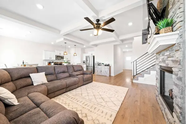 239 Donegal Dr, Clarksville, TN 37042