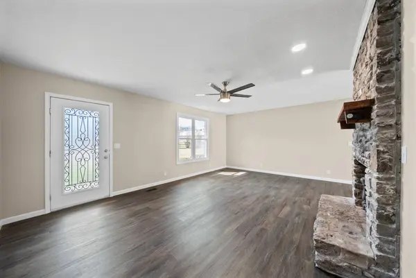 561 Campfire Dr, Murfreesboro, TN 37129