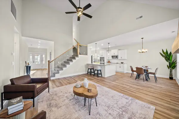 214 Harvest Moon Dr, Clarksville, TN 37043