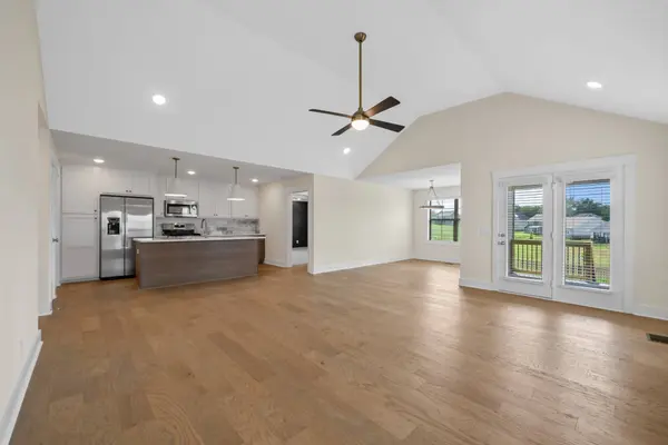 1605 Collins View Way, Clarksville, TN 37043