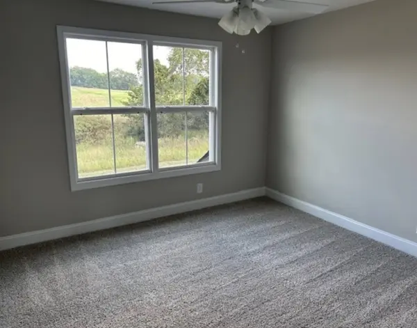 1417 Dan Brown Dr, Clarksville, TN 37042