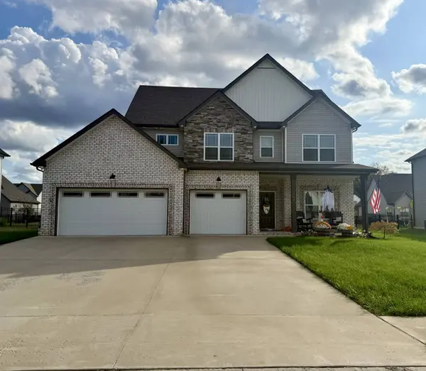 1131 Chagford Dr
