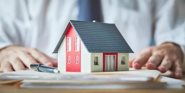 feature image of Understanding Title &amp; Escrow: The Unsung Heroes of Every Real Estate Transaction