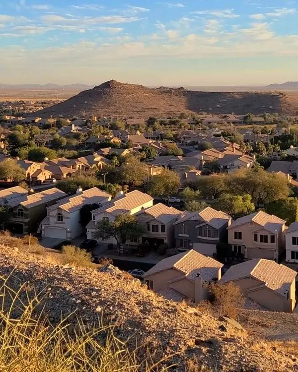feature image of How to Choose the Right Neighborhood in the East Valley