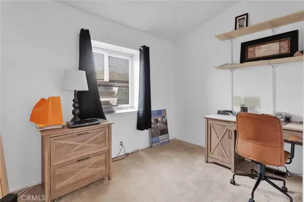 22241 Nisqually RD #35, Apple Valley, CA 92308