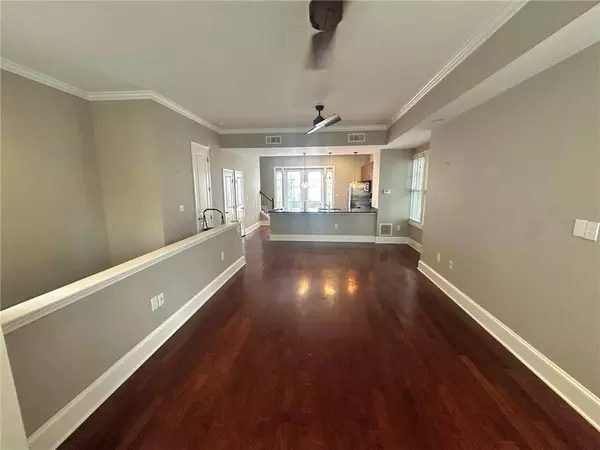 726 Cosmopolitan DR NE, Atlanta, GA 30324