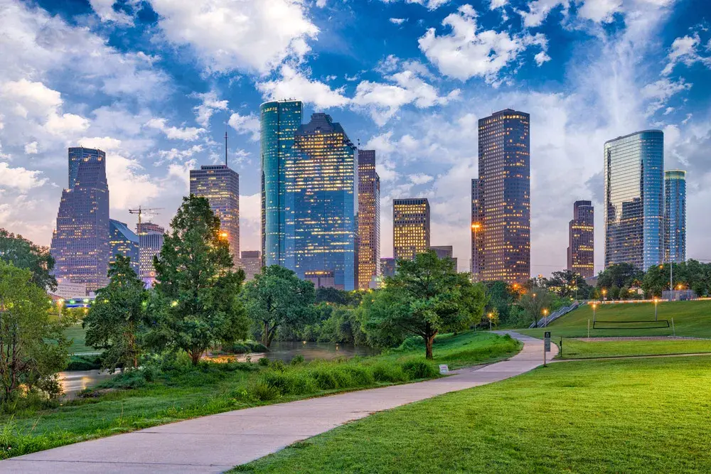 Moving to Houston, Texas: What You Need to Know Before You Make the Move