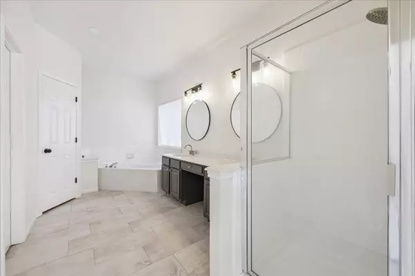 315 Vantage Pointe CIR, League City, TX 77573