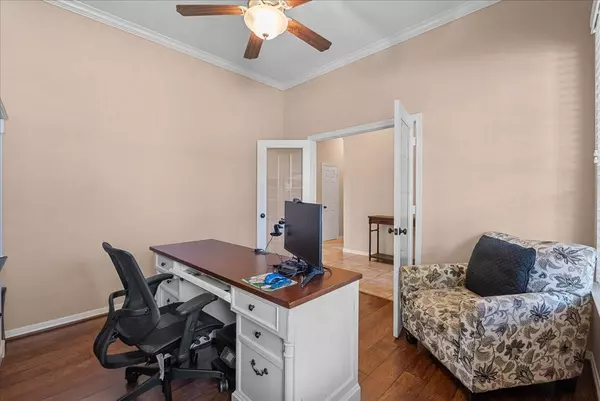 606 West FORK, Webster, TX 77598