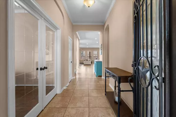 606 West FORK, Webster, TX 77598