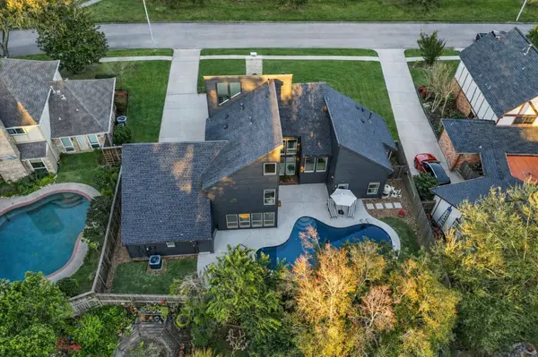 16034 Mesa Verde DR, Houston, TX 77059