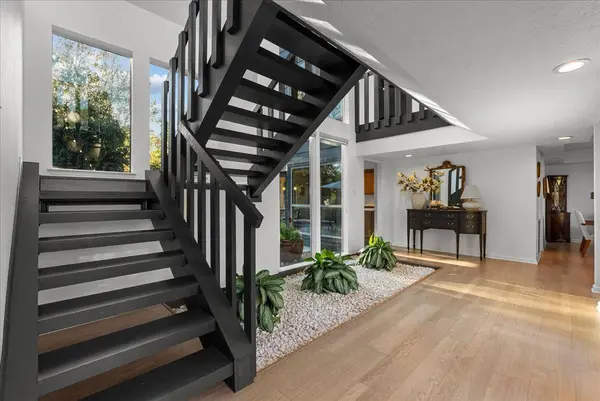 16034 Mesa Verde DR, Houston, TX 77059