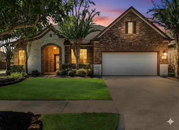 606 W Fork, Webster, TX 77598