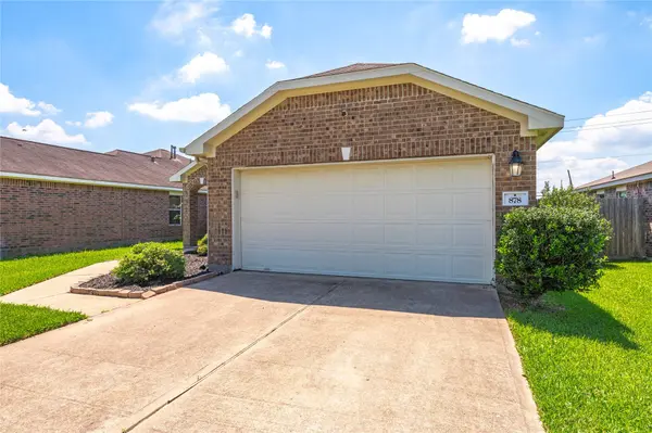 878 Driftwood LN, La Marque, TX 77568