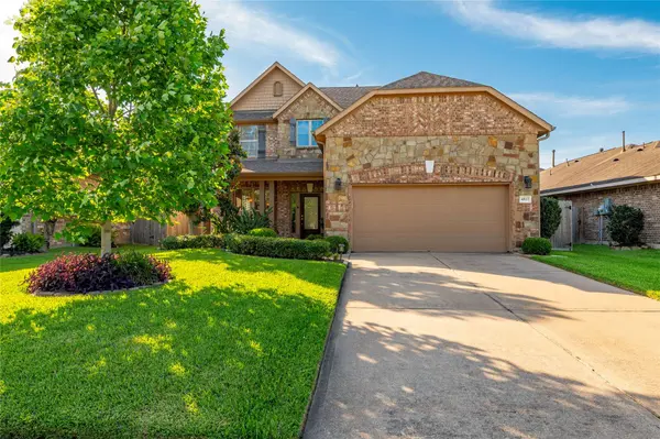 4817 Piares LN, League City, TX 77573