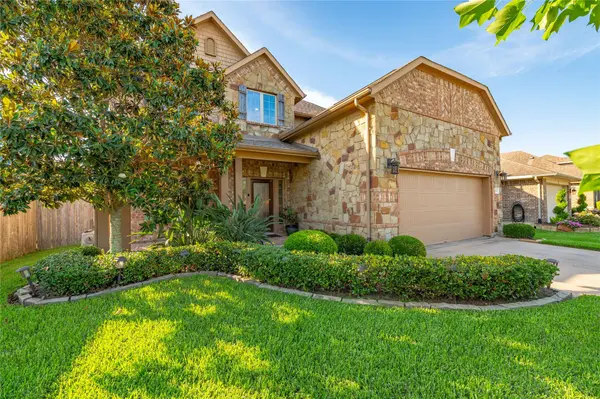 4817 Piares LN, League City, TX 77573