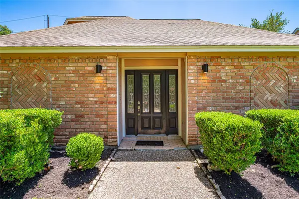 911 Montview DR, Katy, TX 77450